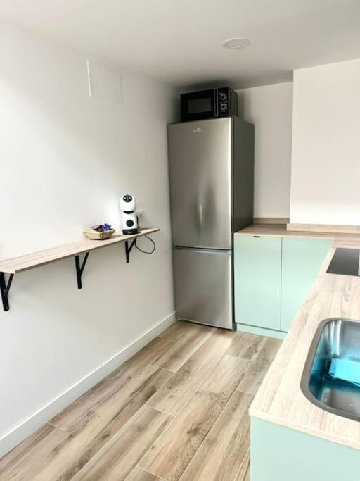 Gran Apartamento A Pie De Calle Valencia Kültér fotó
