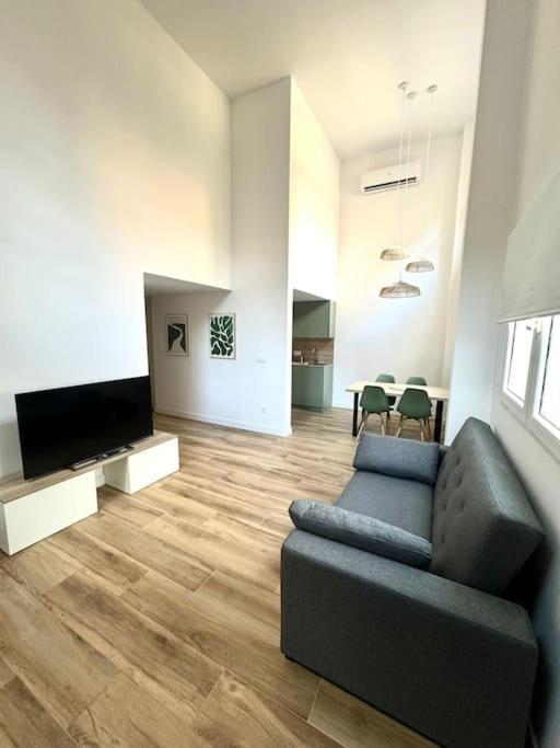 Gran Apartamento A Pie De Calle Valencia Kültér fotó